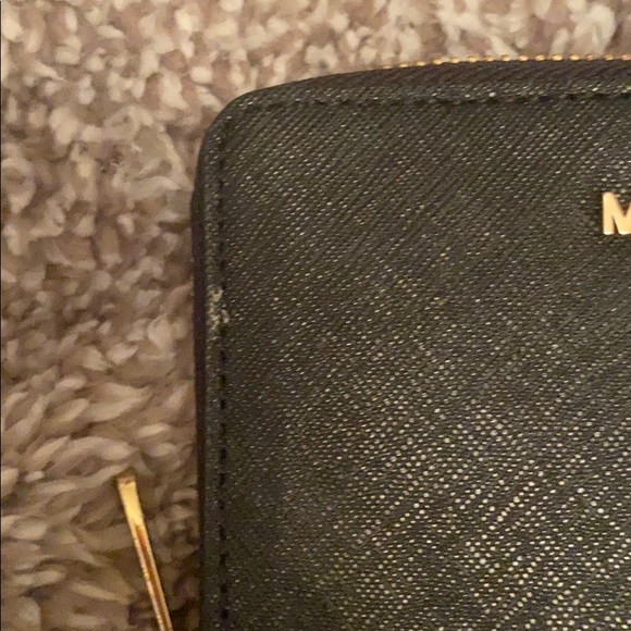 Michael Kors wallet - Picture 5 of 5